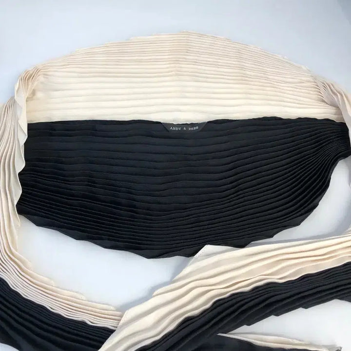 [SOLD OUT] 앤디앤뎁 플리츠 스카프