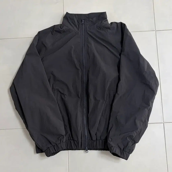 [SOLD OUT] 무탠다드 오버사이즈 하이넥 윈드브레이커 재킷 건메탈