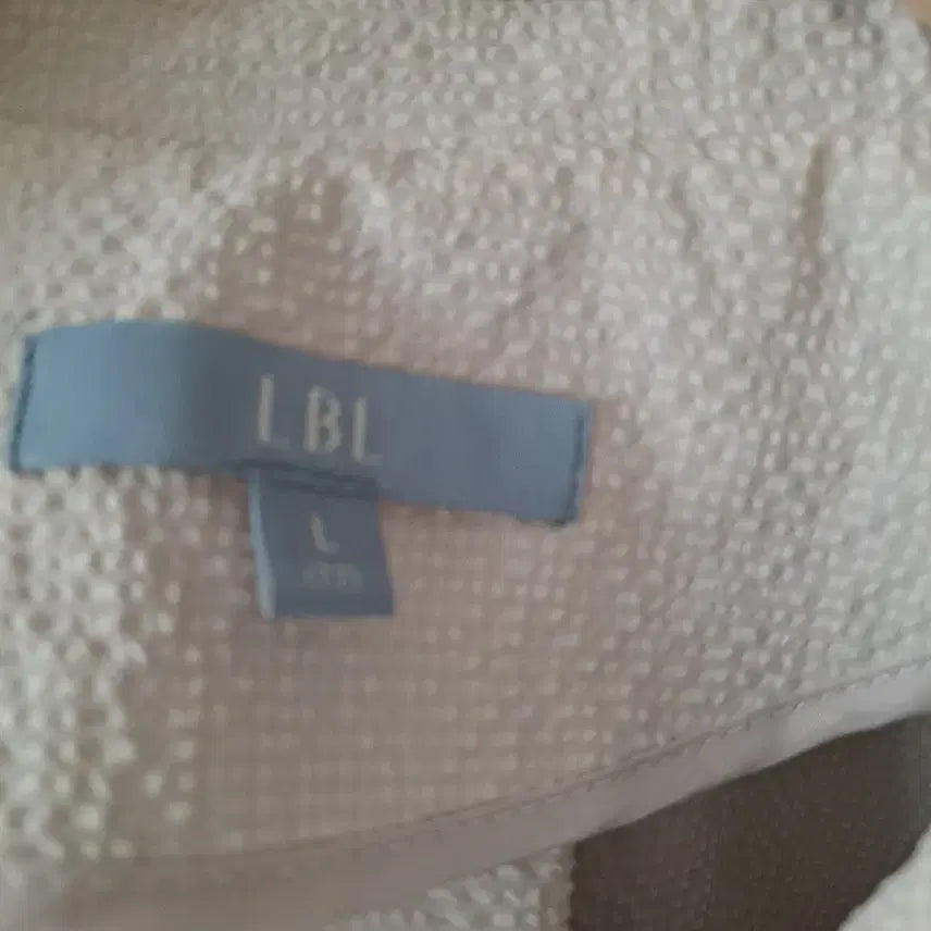 [BUNJANG] LBL Crop Top / LBL 지지미 크롭상의