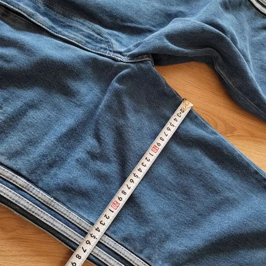 [BUNJANG] Adidas Originals Adicolor Denim Track Pants / 아디다스 오리지널 아디컬러 데님 트랙팬츠 63