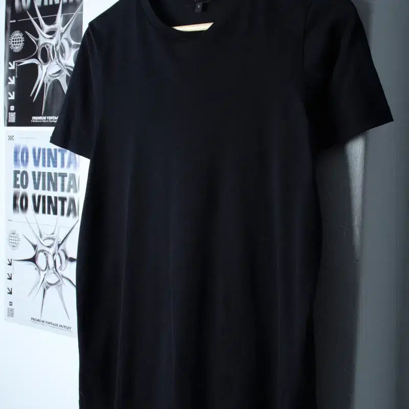 [BUNJANG] Theory Black T-Shirt / (S) 띠어리 반팔 티셔츠 블랙 무지 놈코어-18580