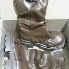 [BUNJANG] Brown Leather Buckle Boots / 부츠