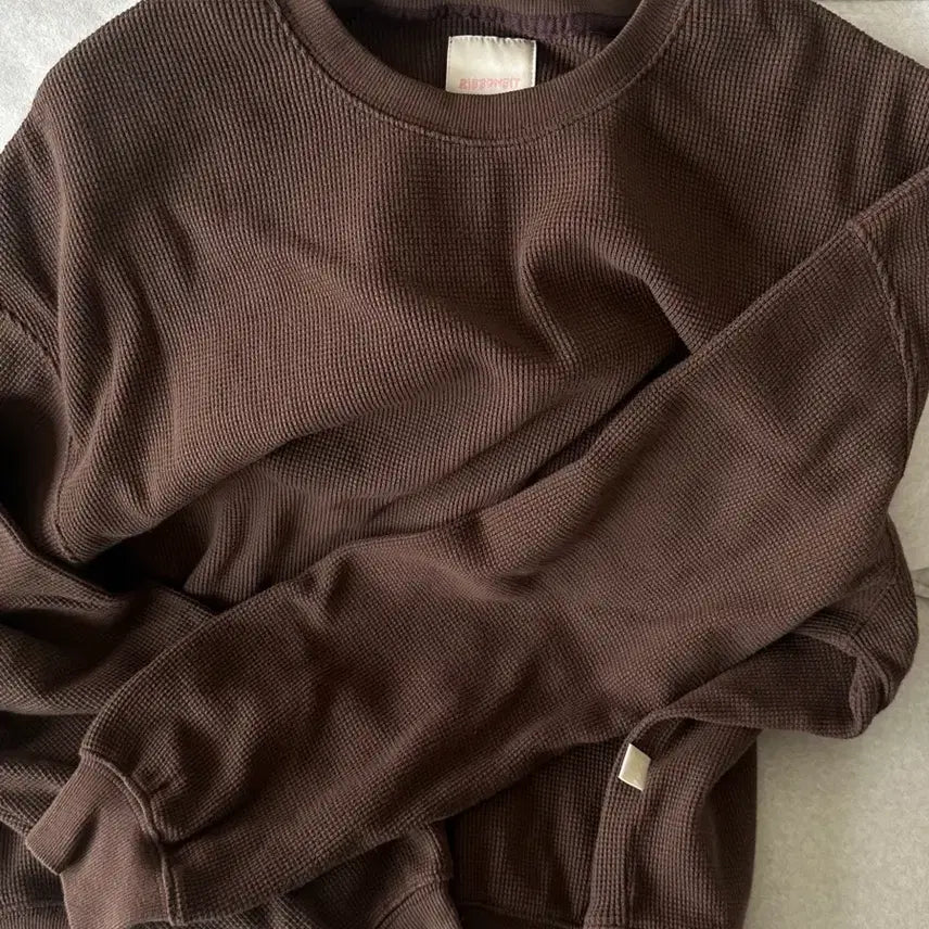 [BUNJANG] Ribbonbit Waffle Sweatshirt / 리본빛 Fin Waffle Sweatshirt