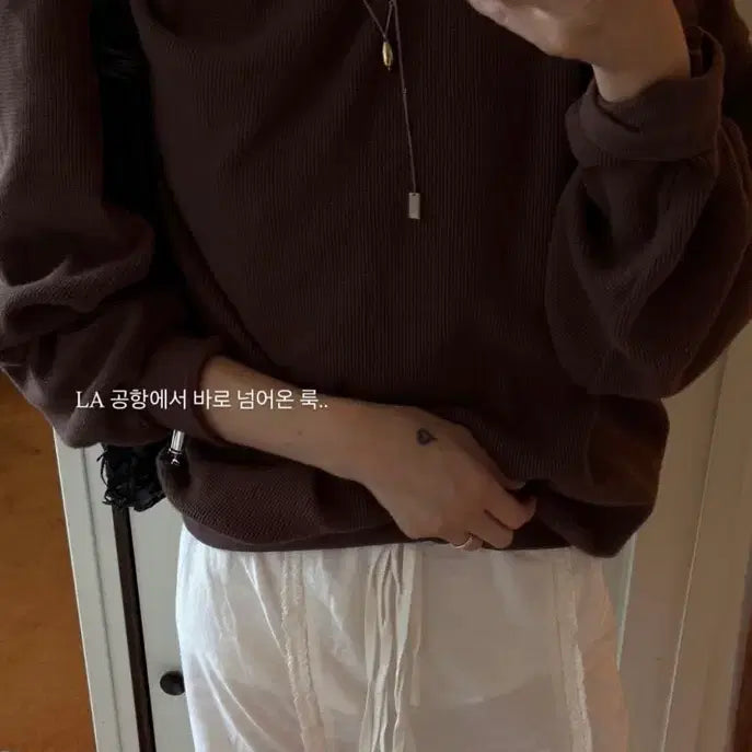 [BUNJANG] Ribbonbit Waffle Sweatshirt / 리본빛 Fin Waffle Sweatshirt