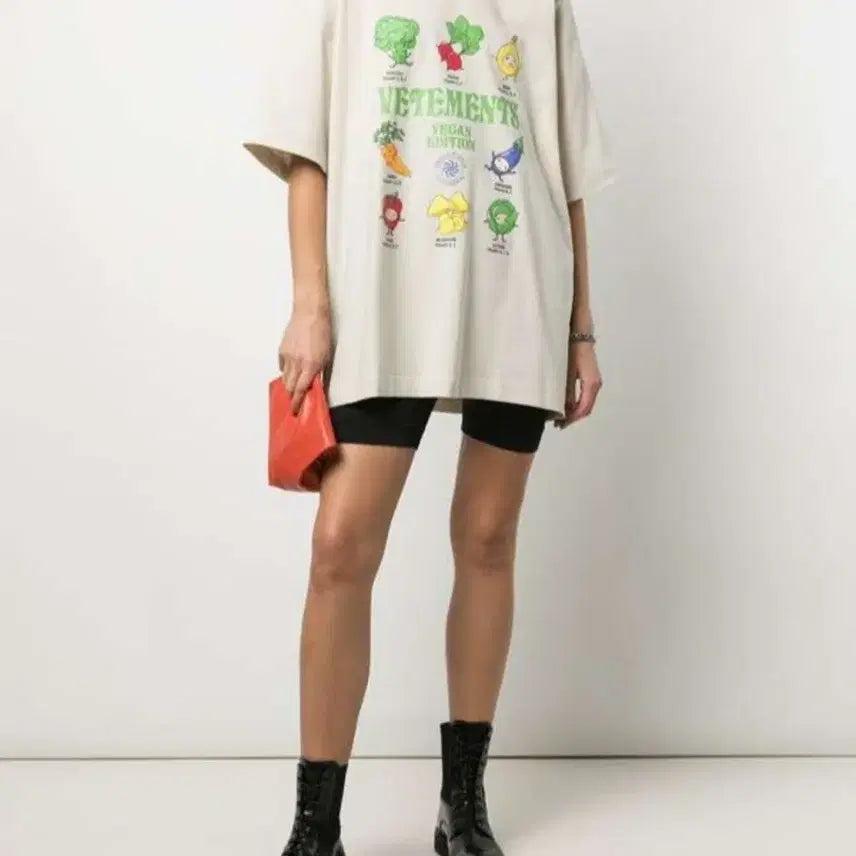 [SOLD OUT] 7/51 VETEMENTS 베트멍 비건 로고 오버사이즈 반팔티 XL