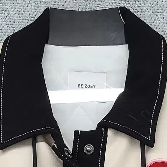 [BUNJANG] BE JOEY Black and Ivory Two-Tone Jacket / BE JOEY 크림 블랙 투톤 자켓 F
