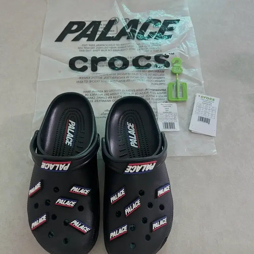 [BUNJANG] Palace Crocs Classic Clog Black 270 / 팔라스 x 크록스 클래식 클로그 블랙 270