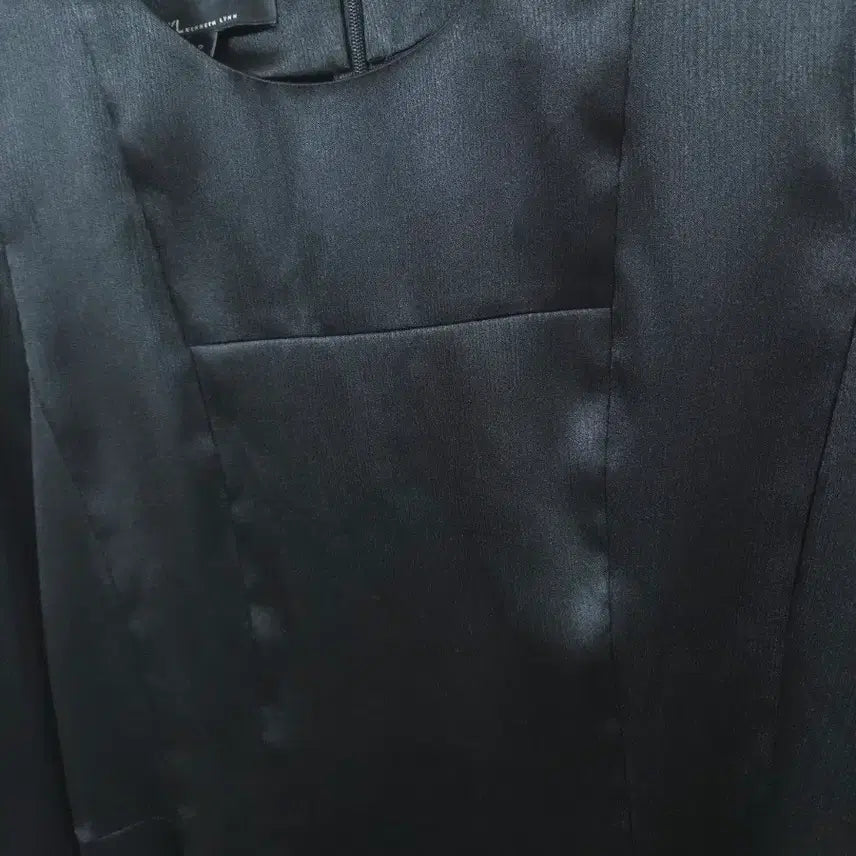 [BUNJANG] KL Kenneth Lynn Black Satin Blouse / KL 케네스린 블랙 긴팔 블라우스 55