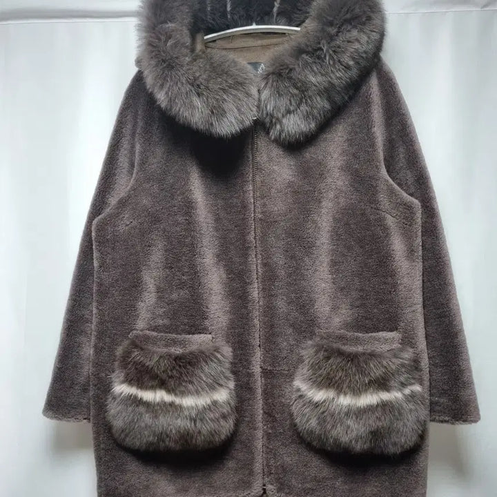[SOLD OUT] A&amp;D 에이앤디 사가폭스 양모 후드 코트