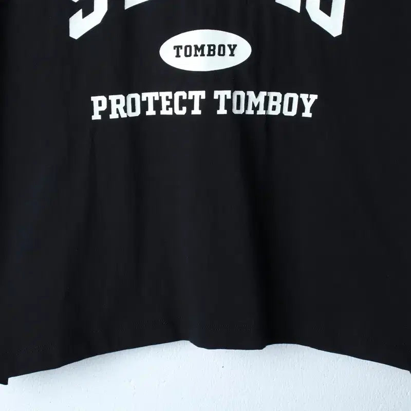 [BUNJANG] W(F) Studio Tomboy Big Logo Semi-Crop T-shirt / W(F) 스튜디오 톰보이 반팔 티셔츠 빅로고 세미크롭 블랙-18588