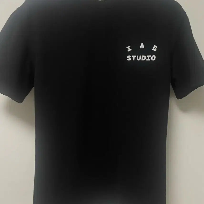 [SOLD OUT] [아이앱스튜디오 프린팅 반팔티 / 블랙]