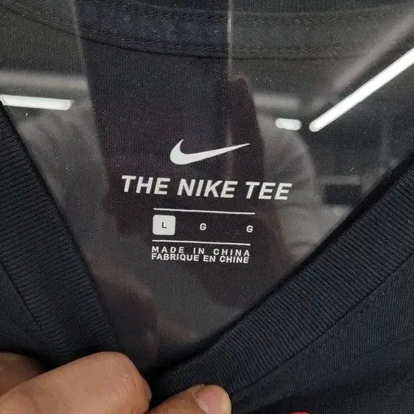 [BUNJANG] Nike Navy Paris Stripe T-shirt / 나이키 네이비 반팔티 L