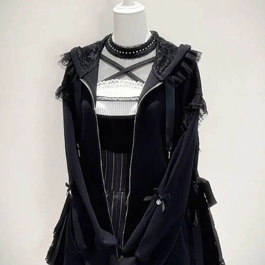 [BUNJANG] Generic Lace Hooded Zip-up / 지뢰계 양산형 레이스 후드집업
