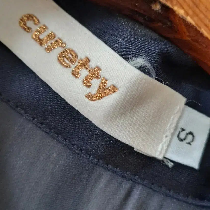 [SOLD OUT] curetty 시스루 블라우스
