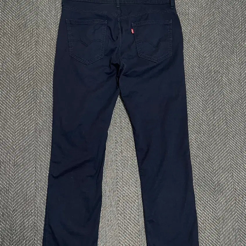 [SOLD OUT] 36] 리바이스(Levis)면바지 네이비컬러