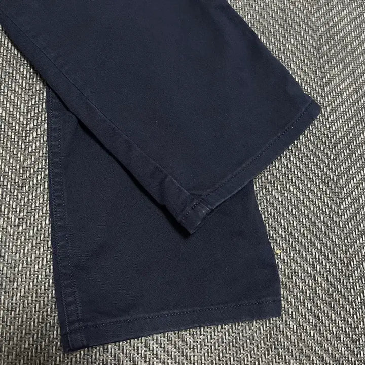 [SOLD OUT] 36] 리바이스(Levis)면바지 네이비컬러