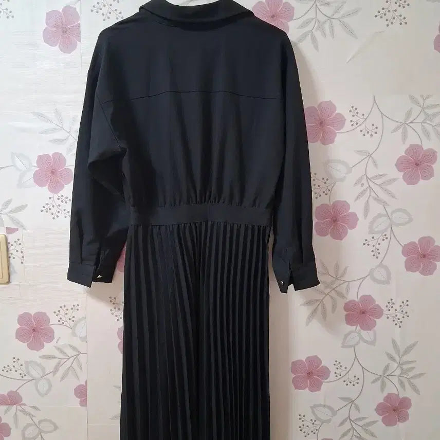 [SOLD OUT] WQ 블랙 플리츠 롱 원피스 S 택제품