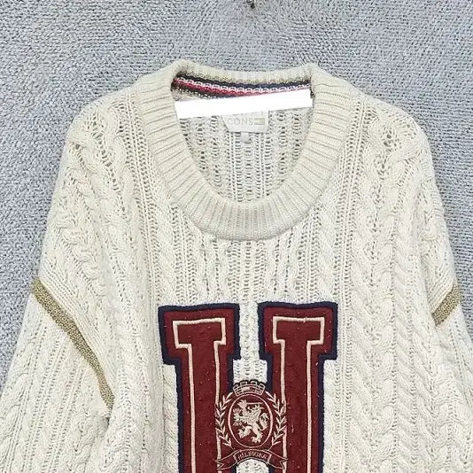 [BUNJANG] Tommy Hilfiger Icon Big Logo Vintage Cable Knit Sweater / 타미 아이콘 빅로고 빈티지 케이블 크림 니트 L