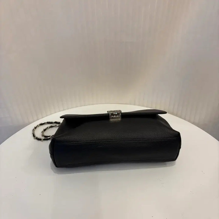 [BUNJANG] Louis Quatorze Chain Shoulder Bag / 정품 루이까또즈 체인 숄더백