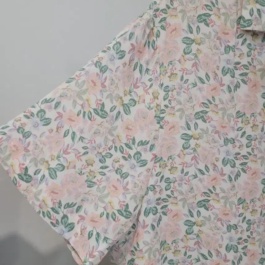[SOLD OUT] 프롬헤드투토 파스텔 플라워 반팔 블라우스 55~66