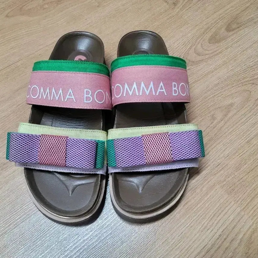 [SOLD OUT] 슈콤마보니  슬리퍼 사이즈37(240~ 245)