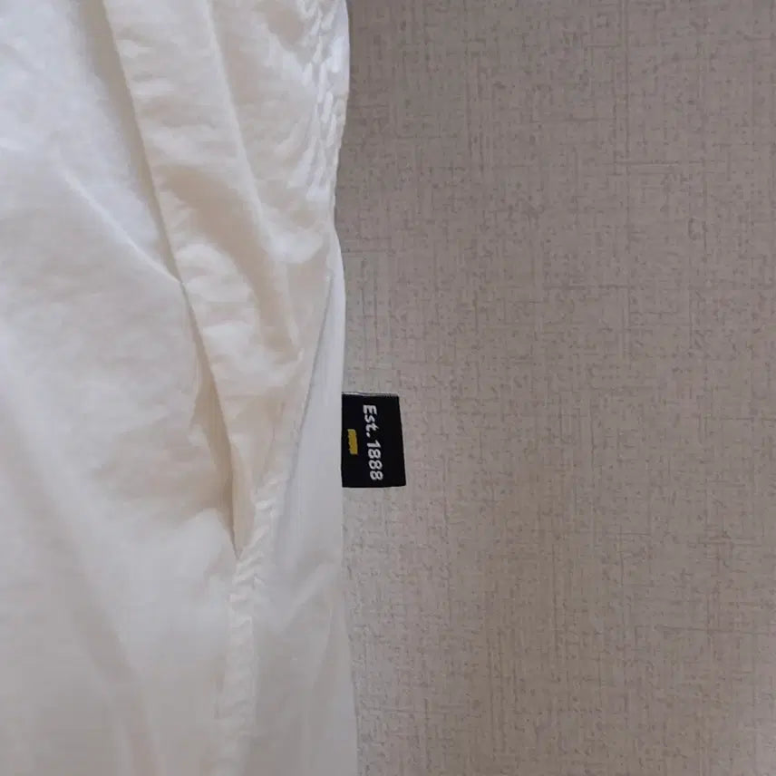 [BUNJANG] National Geographic Windbreaker Jacket / 내셔널지오그래픽 바람막이