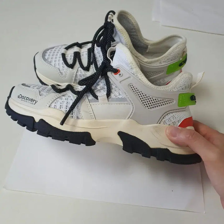 [BUNJANG] Discovery Bucket Defender Shoes / 디스커버리 버킷 디팬더 230