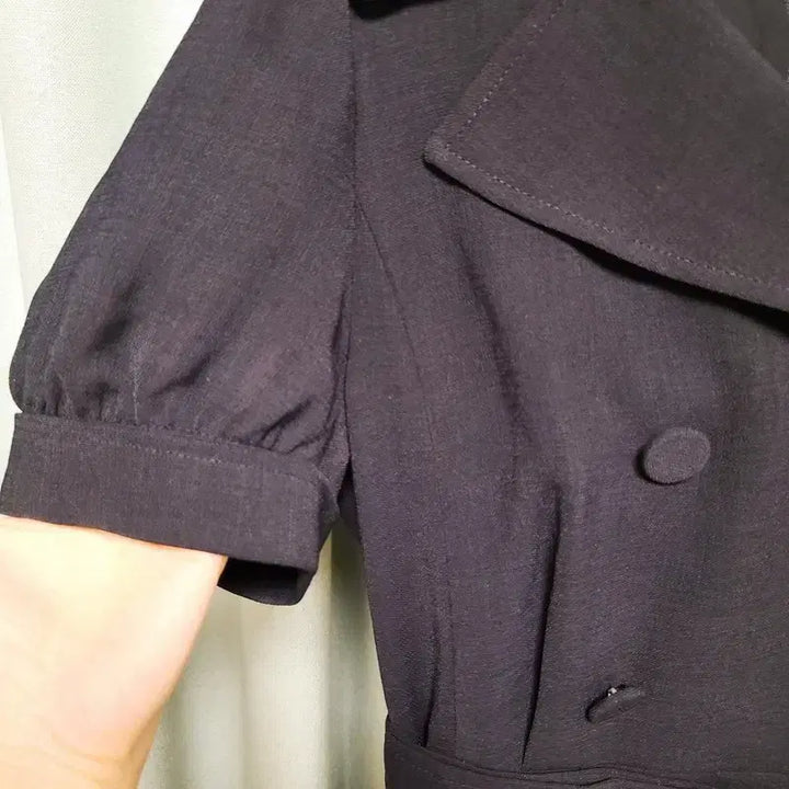 [BUNJANG] LINE Kara Puff Sleeve Dress / LINE 라인 카라 퍼프 원피스