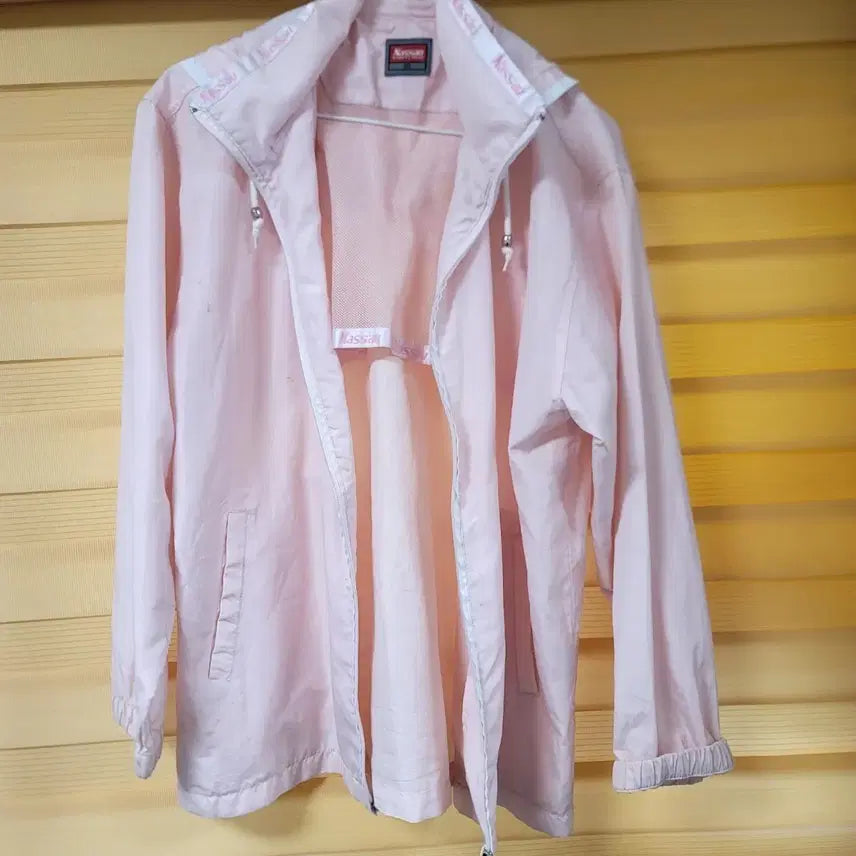 [BUNJANG] Nassau Pink Windbreaker Jacket / Nassau 핑크색 바람막이 자켓