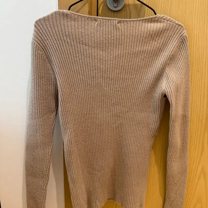 [BUNJANG] Square Neck Beige Knit Top / 스퀘어넥 베이지 니트