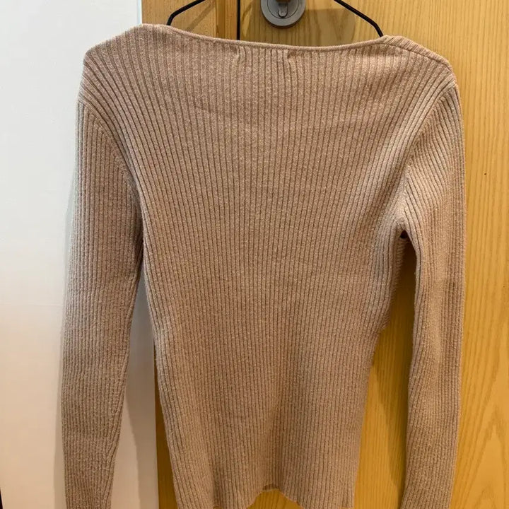 [BUNJANG] Square Neck Beige Knit Top / 스퀘어넥 베이지 니트