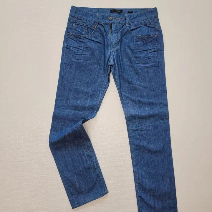 [SOLD OUT] 테이트 TATE 남자 엠보 청바지 32 오션블루