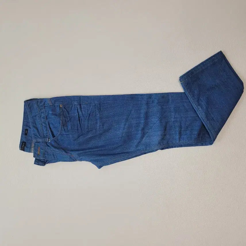 [SOLD OUT] 테이트 TATE 남자 엠보 청바지 32 오션블루