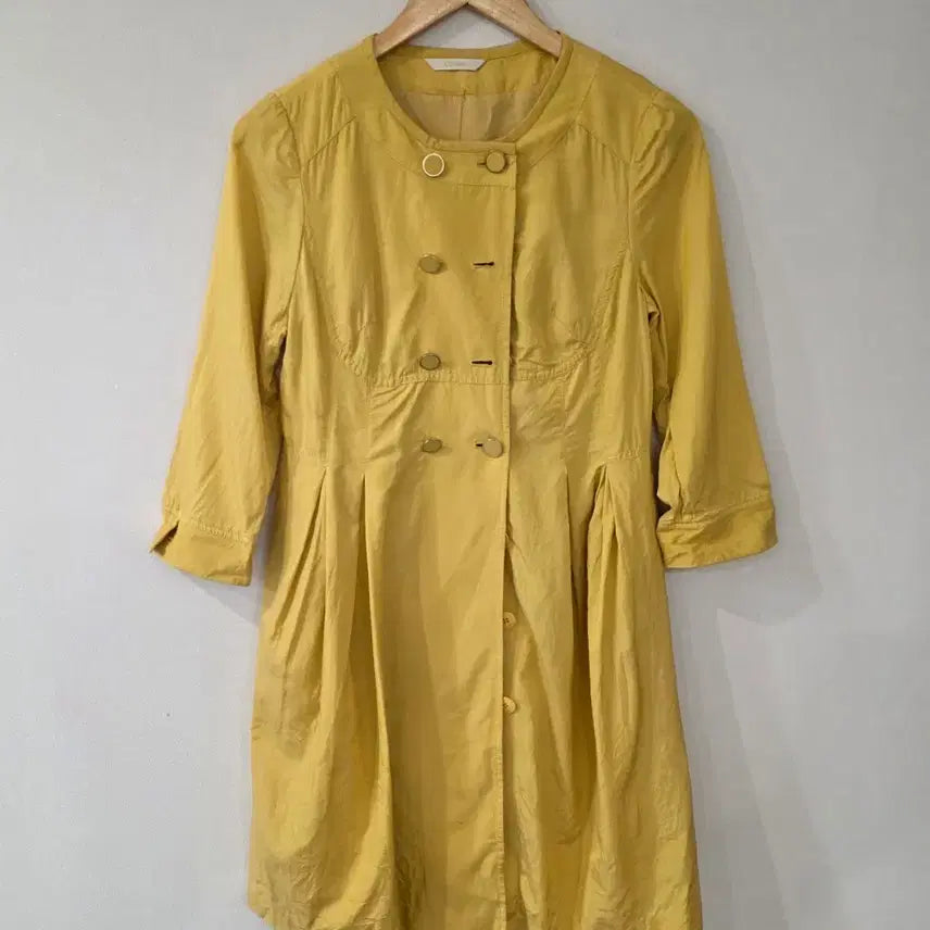 [BUNJANG] CC Club Yellow Trench Coat / CC club 옐로우 트렌치 코트 44~55
