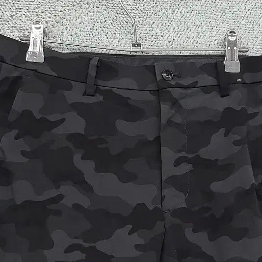 [BUNJANG] Uniqlo Military Black Shorts S / 유니클로 밀리터리 블랙 반바지 S