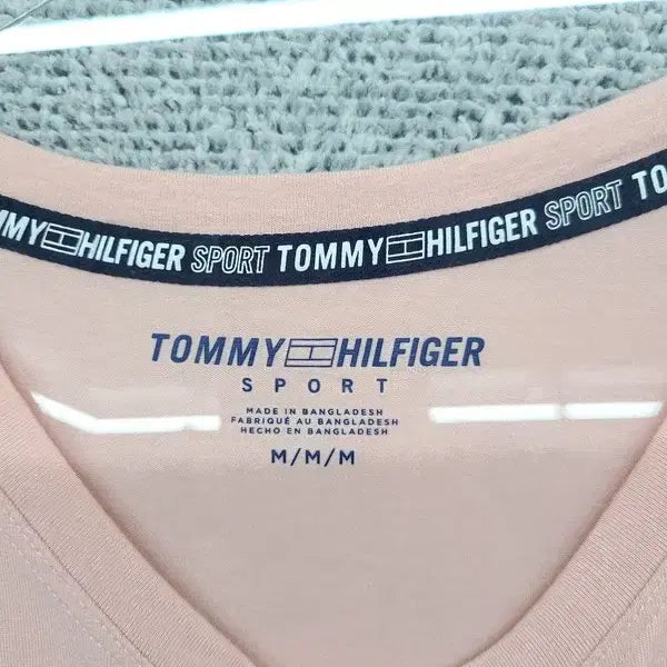 [BUNJANG] Tommy Hilfiger Printed Light Pink T-shirt / 타미힐피거 프린팅 라이트 핑크 반팔티 M/M/M