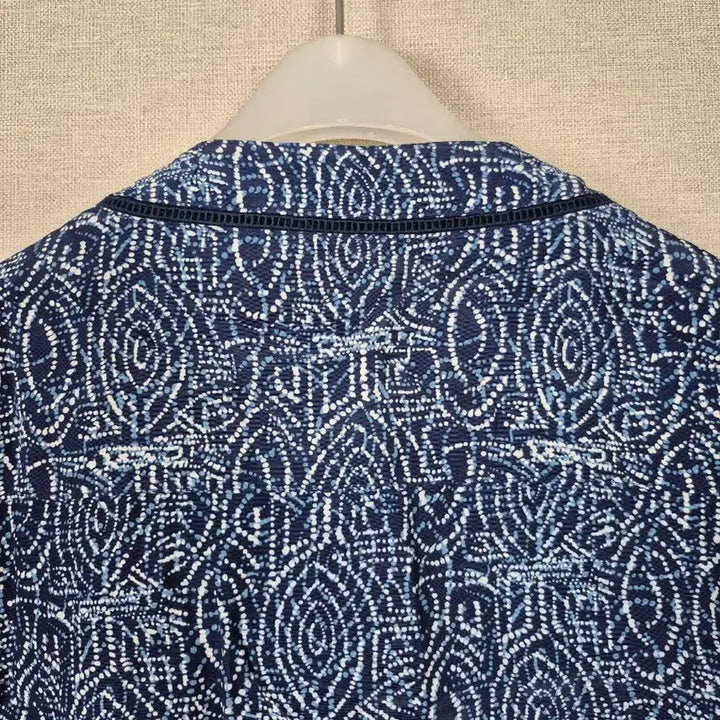 [BUNJANG] Blue Pattern Rayon Blouse / 