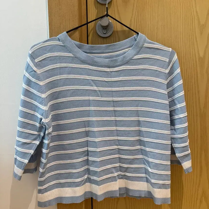 [BUNJANG] Striped Knit Two-Piece Set / 스트라이프 니트 투피스