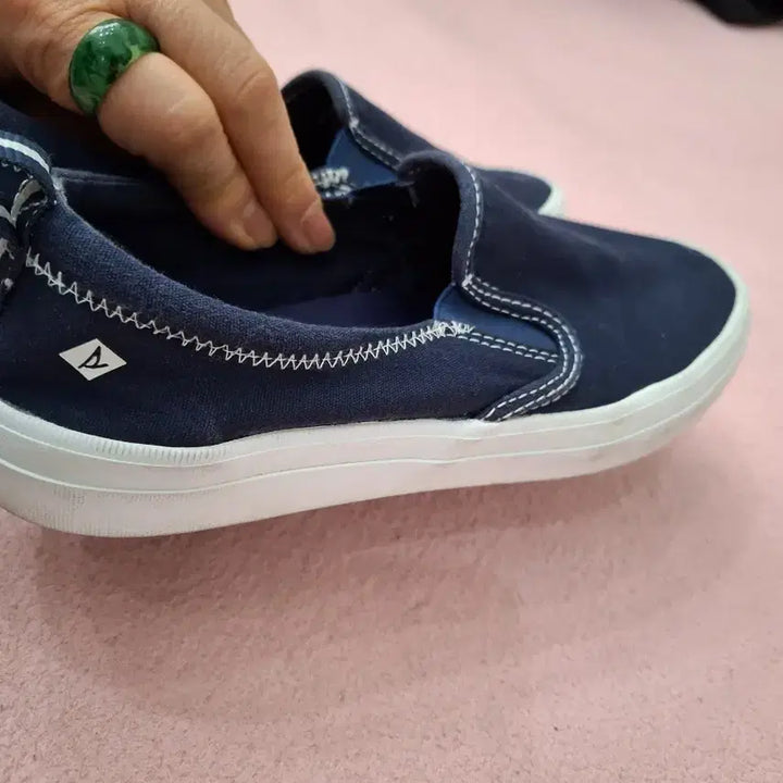 [BUNJANG] Navy Slip-on Sneakers - Women&