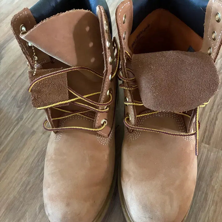 [BUNJANG] Timberland Premium 6-Inch Waterproof Boots - Wide / 팀버랜드 프리미엄 6인치 워터프루프 부츠 위트 누벅-와이드