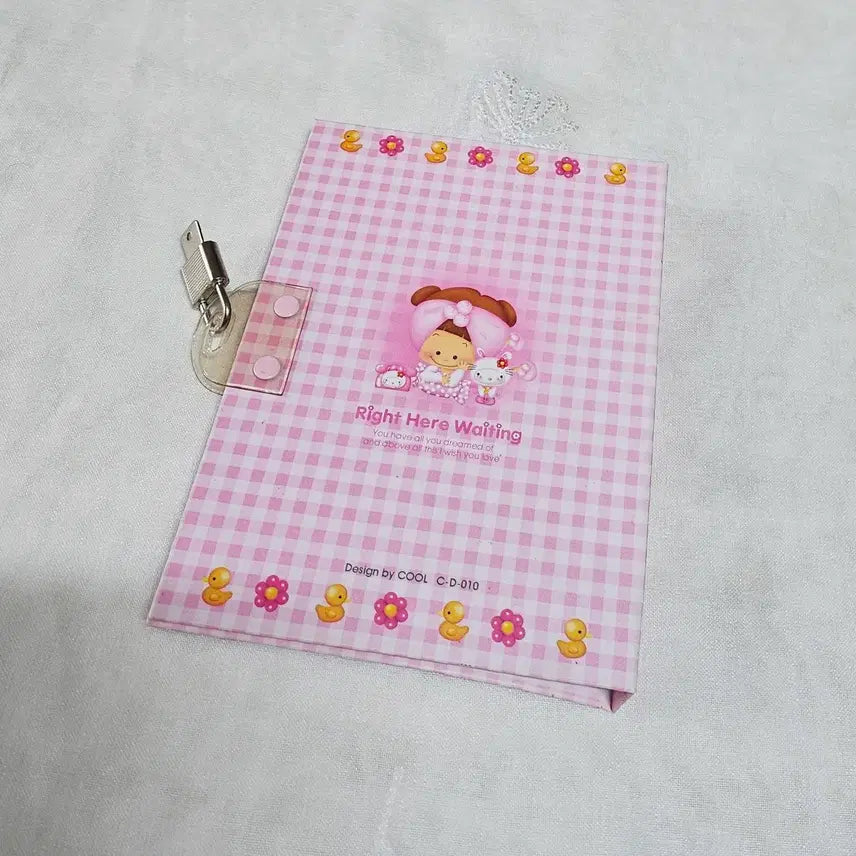 [BUNJANG] Retro Character Journal with Secret Key Lock / 고전문구 6공 다이어리 비밀 열쇠 잠금 코로 레트로 캐릭터 지류 스티커