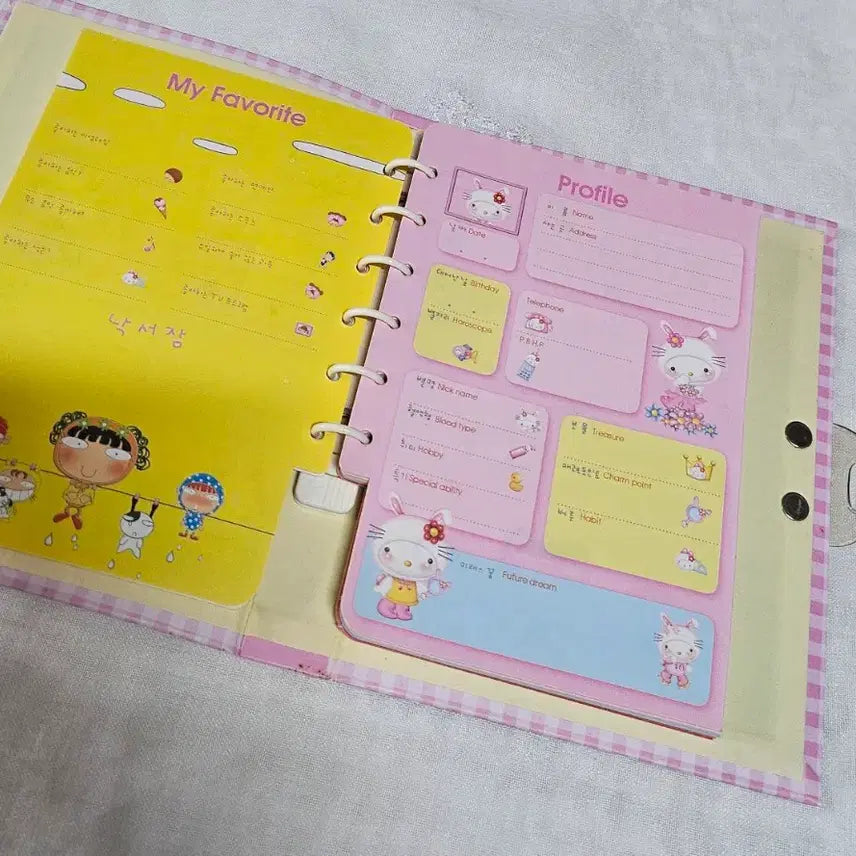 [BUNJANG] Retro Character Journal with Secret Key Lock / 고전문구 6공 다이어리 비밀 열쇠 잠금 코로 레트로 캐릭터 지류 스티커