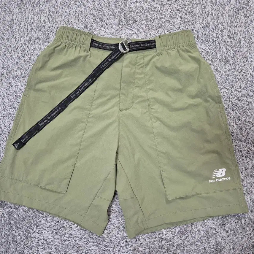 [SOLD OUT] 뉴발란스 남성 벨티드 카고 쇼츠 M(80)