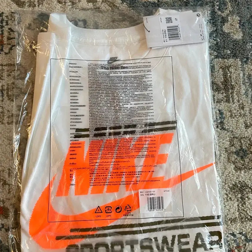 [BUNJANG] Nike NSW Graphic T-Shirt XXL / 나이키 NSW 그래픽 반팔티 (새제품. XXL)