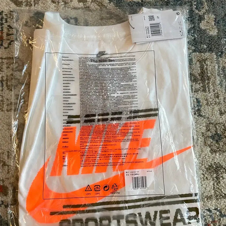 [BUNJANG] Nike NSW Graphic T-Shirt XXL / 나이키 NSW 그래픽 반팔티 (새제품. XXL)