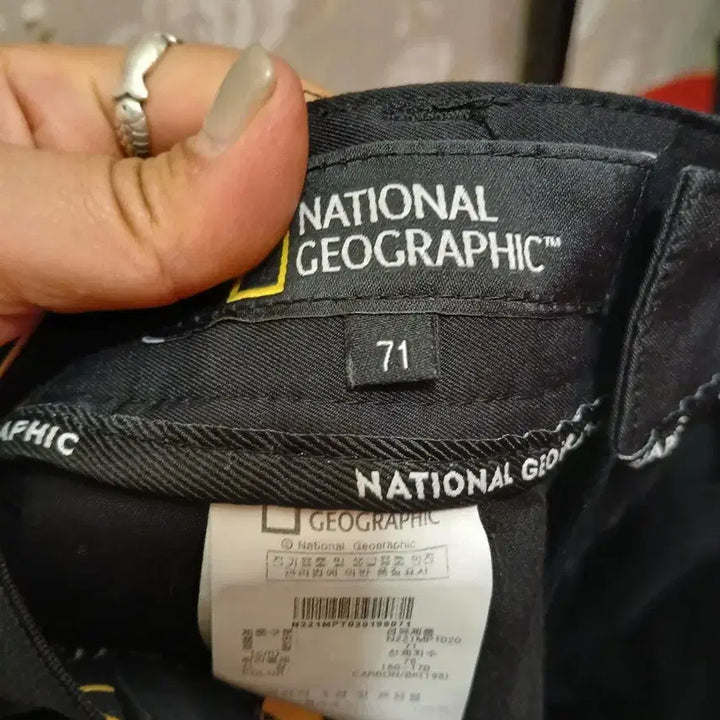 [BUNJANG] National Geographic Black Cargo Pants (Women&