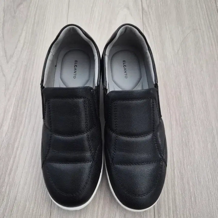 [SOLD OUT] 엘칸토 블랙 가죽 슬립온 여성 구두
