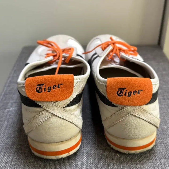 [SOLD OUT] 오니츠카타이거 멕시코 66 크림 블랙 265