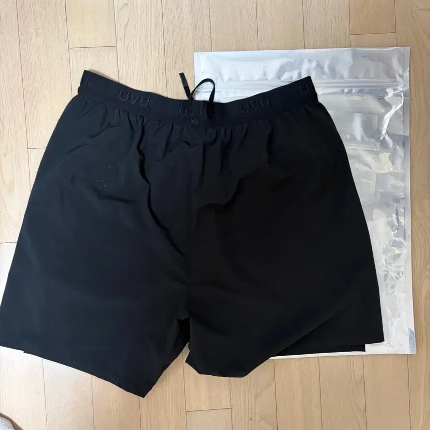 [SOLD OUT] UVU 트레이닝 쇼츠 L 블랙