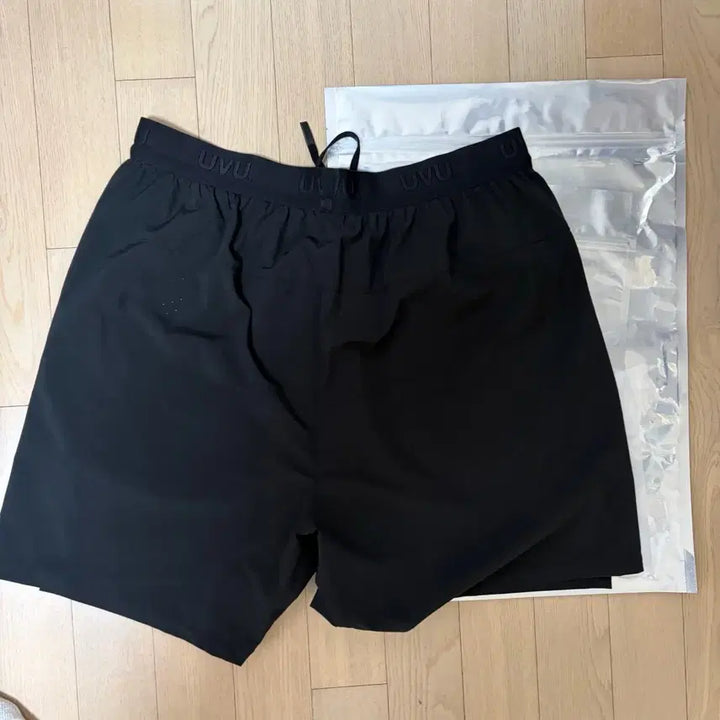[SOLD OUT] UVU 트레이닝 쇼츠 L 블랙